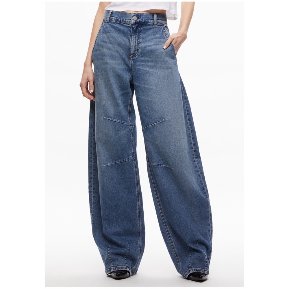ALICE + OLIVIA Women’s Size 31 Avery Blue Wash Parker Low Rise Balloon Leg Jeans - Picture 16 of 16